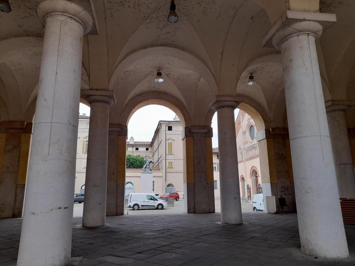 Casa Di Sole Appartamento A Crema Exterior foto